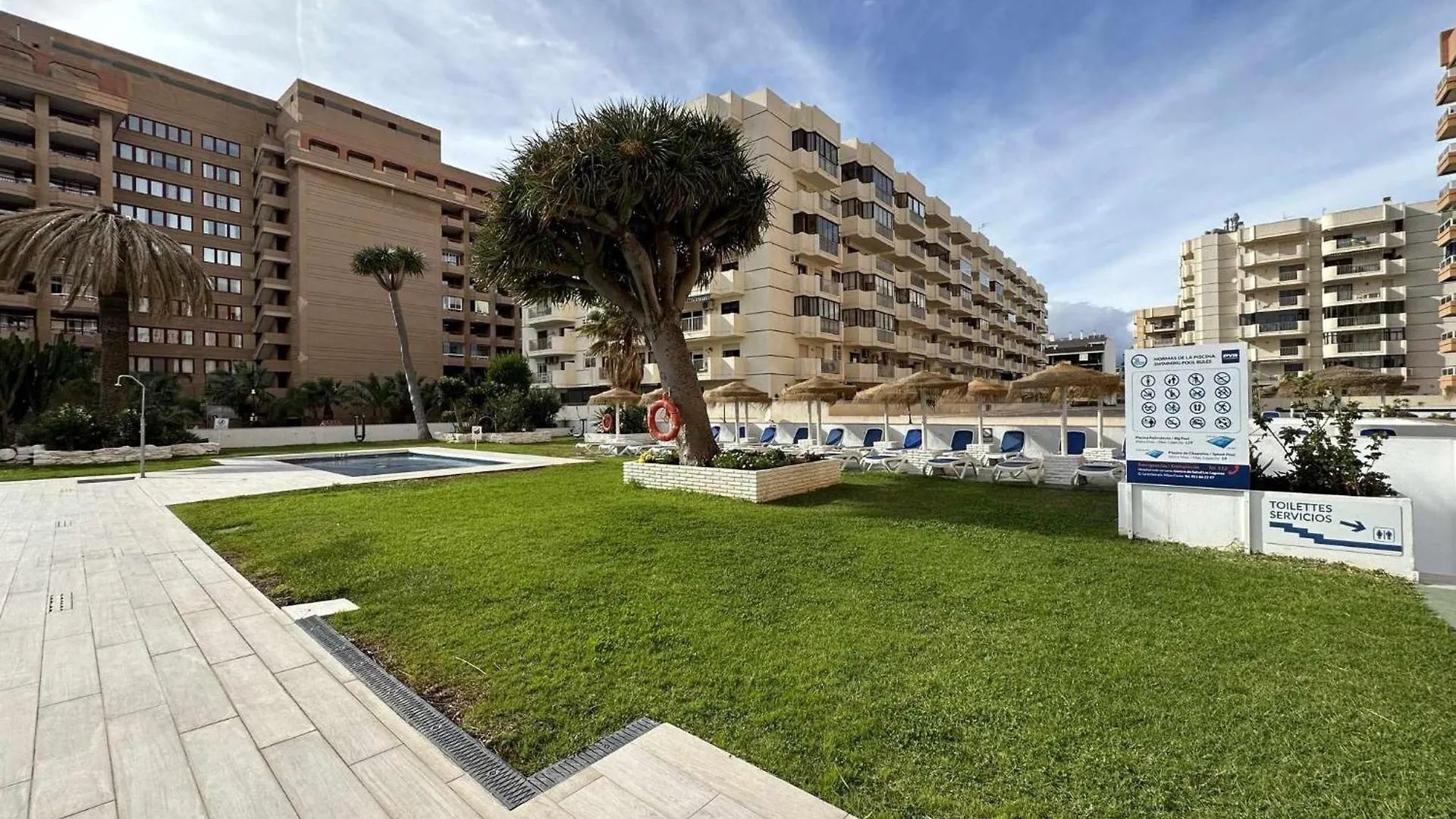 Apartment Estudio Pyr Privado Frente Al Puerto De Fuengirola